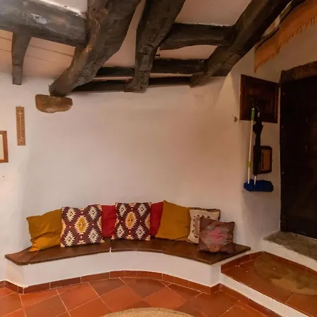 Moinho Monte Adao * Vila Franca do Rosario